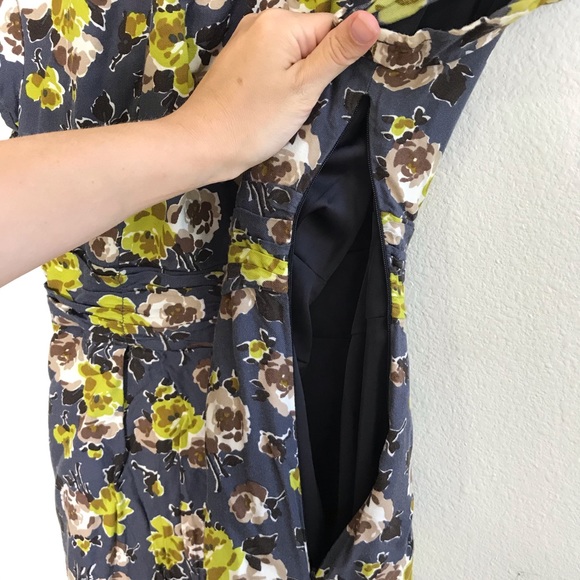 Boden Blue Floral Ruched Short Sleeve Dress 4US - Picture 5 of 9